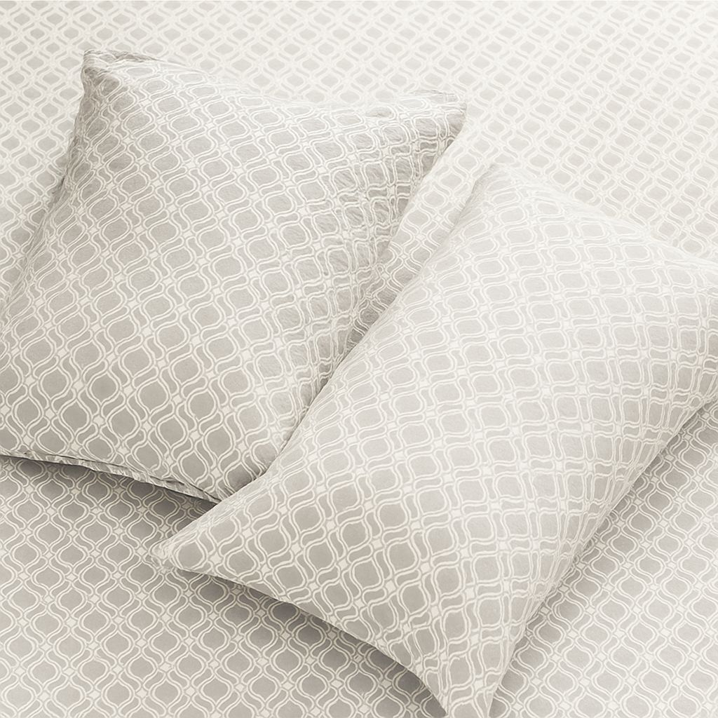 Soft Grey with White Geometric Pattern Quilted Bedcover-Aaroha Living