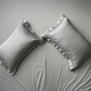 Grey Solid Bedsheet-Aaroha Living