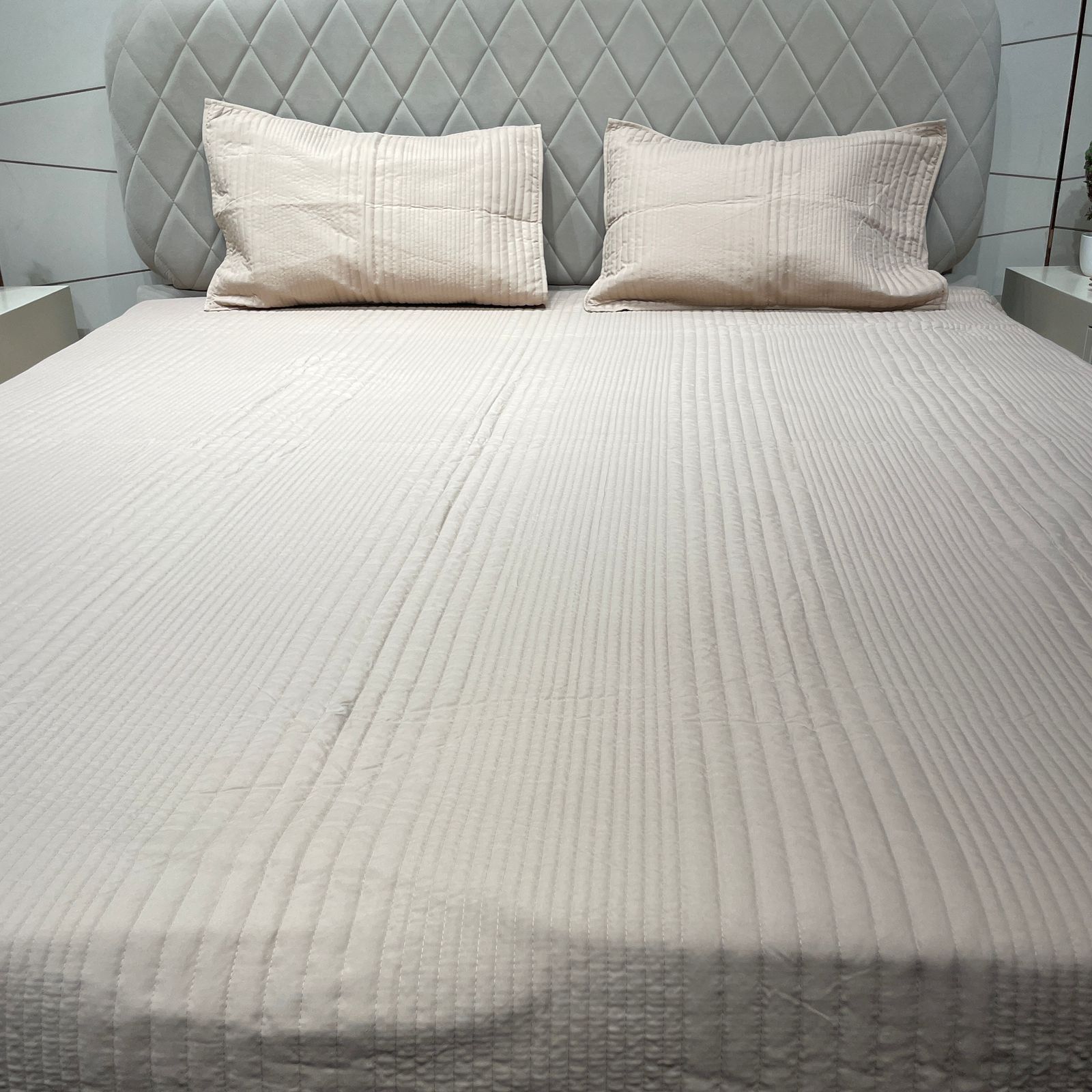 Off White Geometric Pattern Quilted Bedcover-Aaroha Living