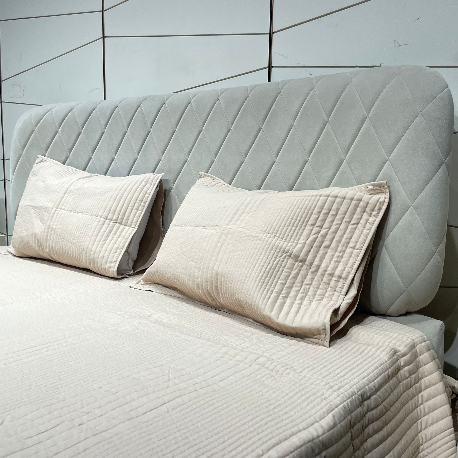 Off White Geometric Pattern Quilted Bedcover-Aaroha Living