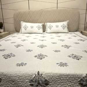 Cotton Quilted Bedcover with Floral Print-Aaroha Living