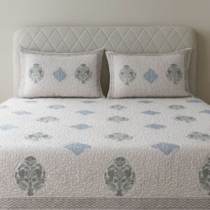 Cotton Quilted Bedcover with Floral Print-Aaroha Living
