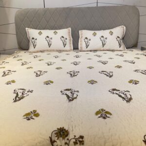 Cotton Quilted Bedcover with Floral Print-Aaroha Living